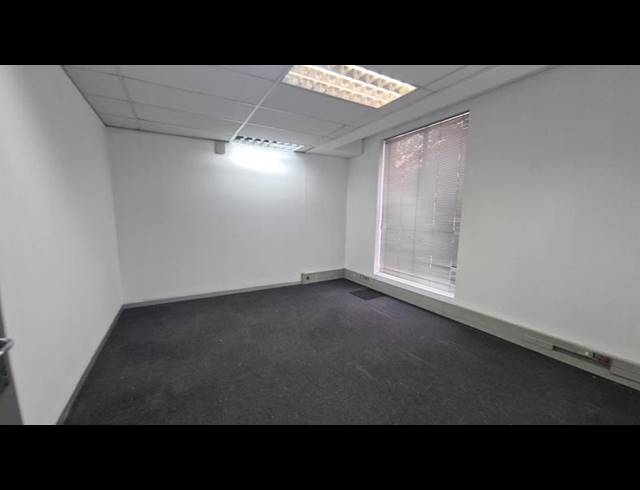 BUSINESS PROPERTY TO RENT IN FAERIE GLEN